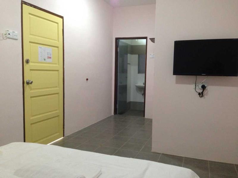 First Guest House Kuantan Exterior foto